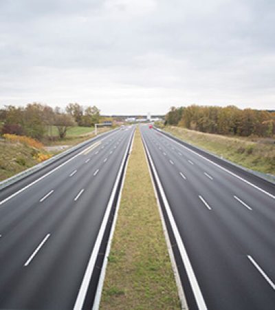 Which-Highway-Lanes-Are-the-Most-Dangerous-to-Drive-In
